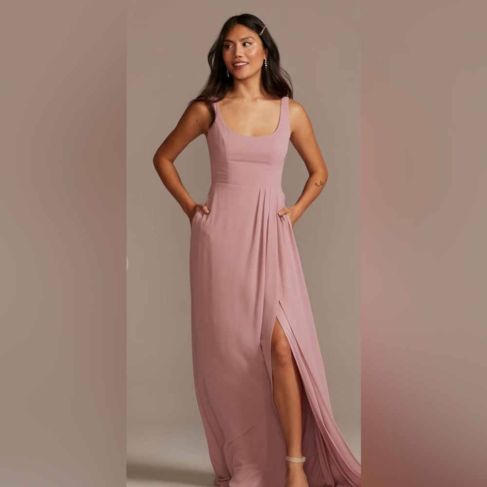 Davids Bridal chiffon tank scoop neck dress size 0  STYLE# F20535